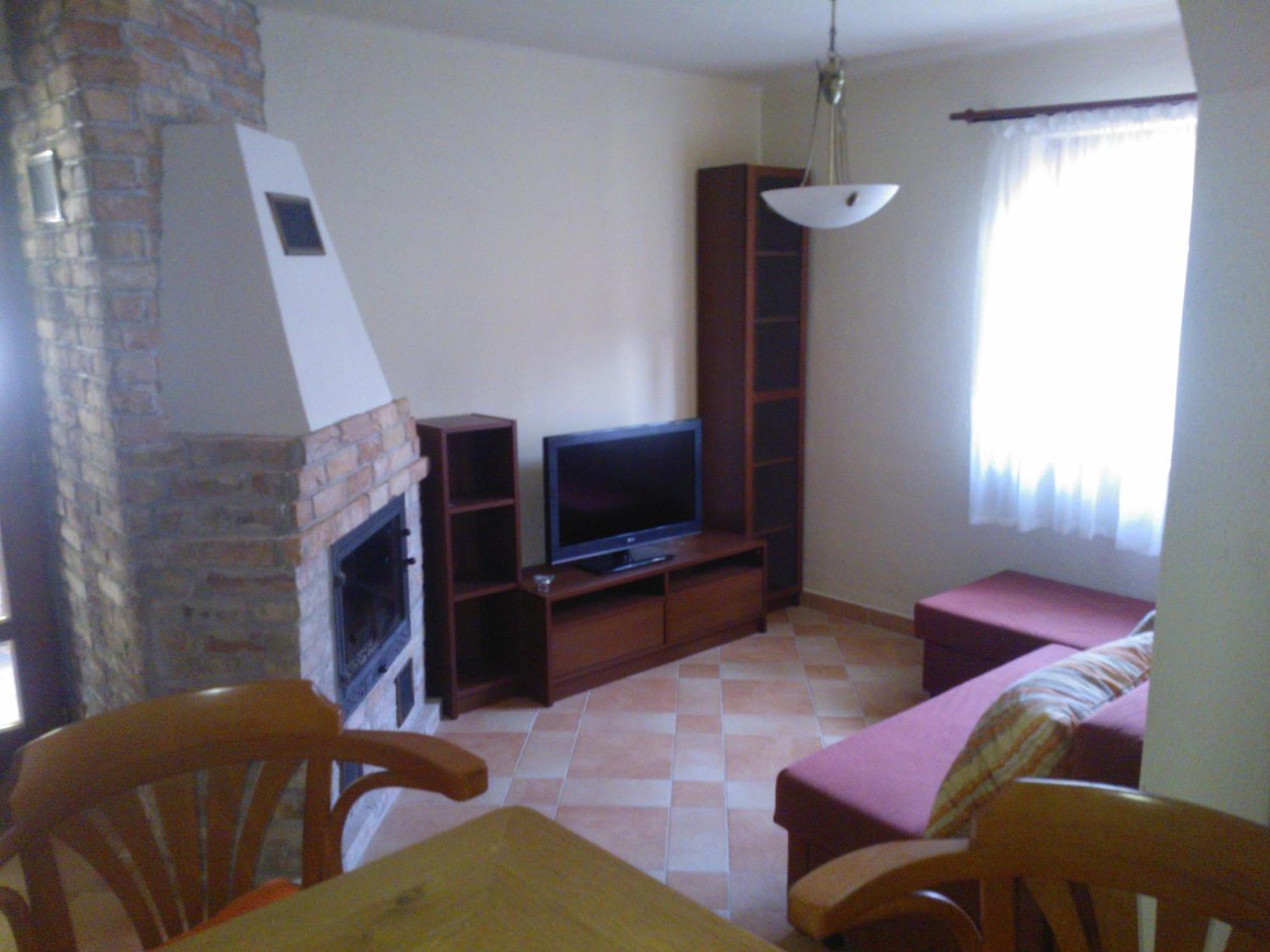Mediterran Apartmanhaz Szántód Cameră foto