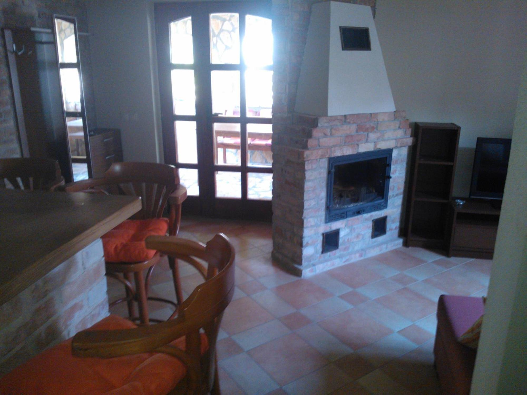 Mediterran Apartmanhaz Szántód Cameră foto
